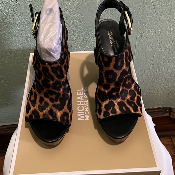 Michael Michael Kors Hair Calf Wedge - Picture 8 of 9